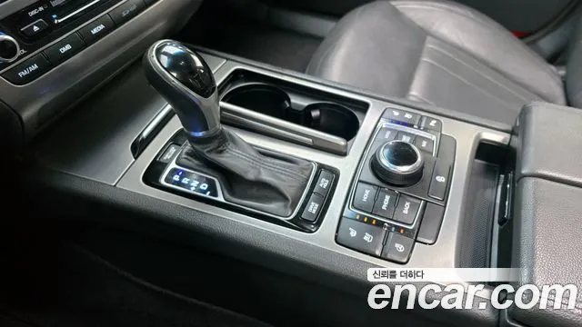 Hyundai Genesis 2016 — фото 9