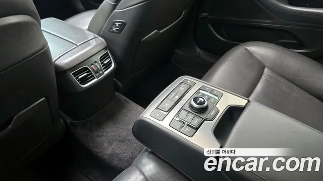 Hyundai Genesis 2016 — фото 19