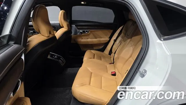 Volvo S90 2021 — фото 12