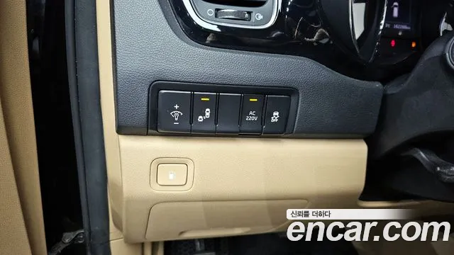 Kia Canival 2018 — фото 14