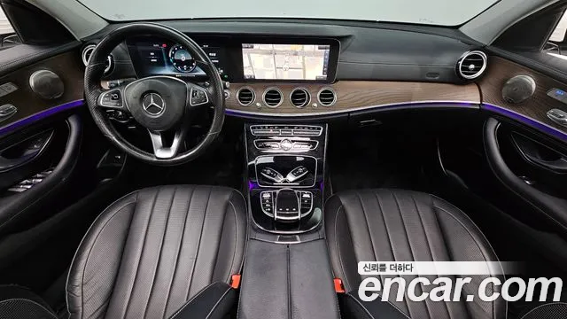 Mercedes-Benz E-Class 2017 — фото 7