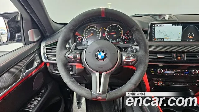 BMW X6M 2017 — фото 13
