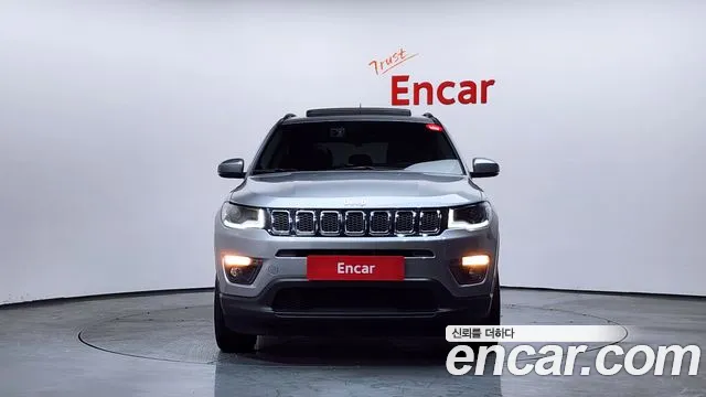 Jeep Compass 2018 — фото 3