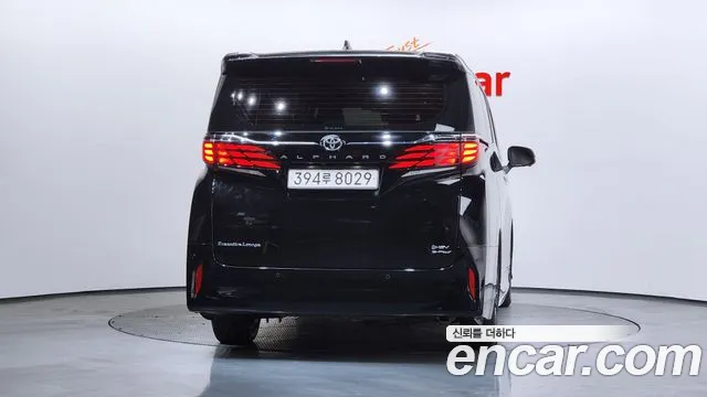 Toyota Alphard 2024 — фото 4