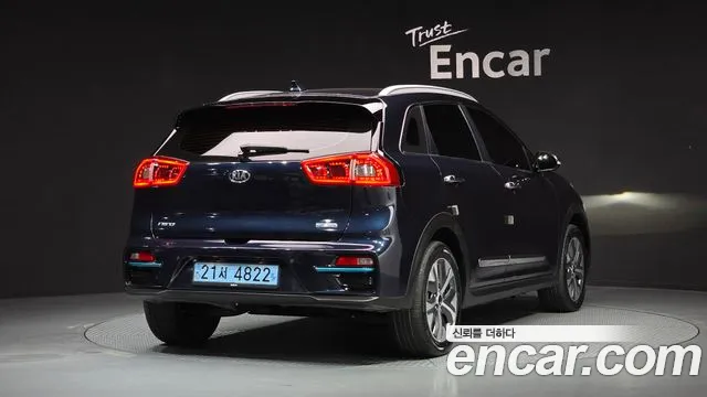 Kia Niro 2019 — фото 2