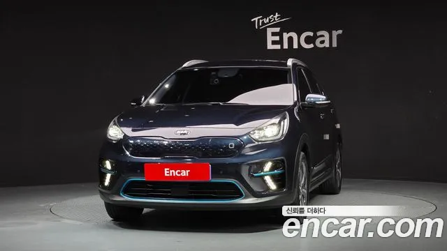 Kia Niro 2019 — фото 3