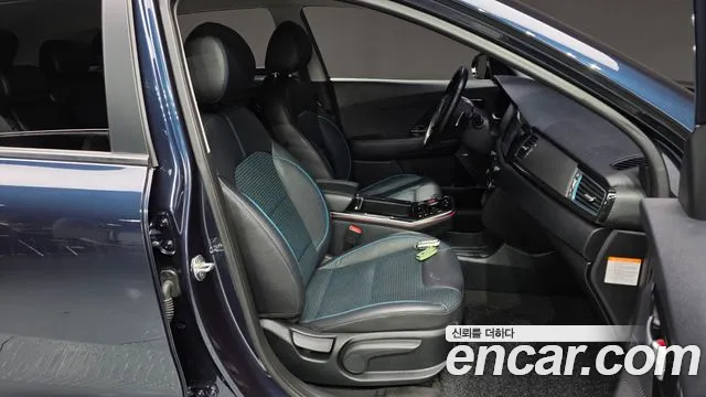 Kia Niro 2019 — фото 10