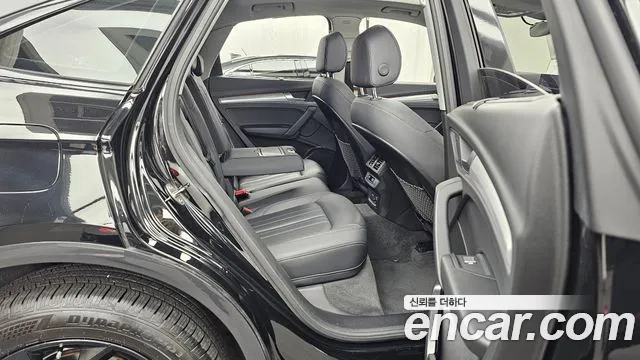 Audi Q5 2021 — фото 12