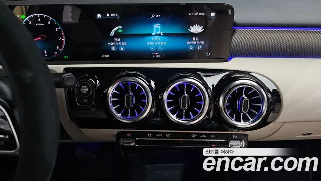 Mercedes-Benz A-Class 2022 — фото 13