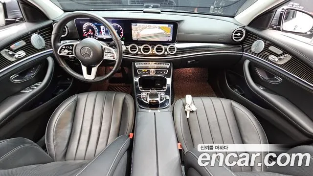 Mercedes-Benz E-Class 2019 — фото 7