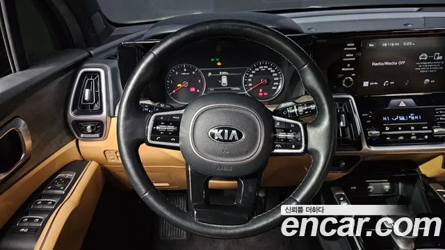 Kia Sorento 2021 — фото 13