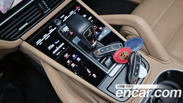 Porsche Cayenne 2021 — фото 9