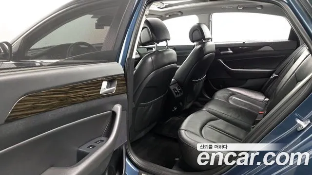 Hyundai Sonata 2016 — фото 12