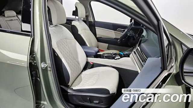 Kia Sportage 2022 — фото 12