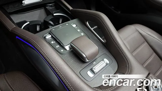 Mercedes-Benz GLS-Class 2022 — фото 18
