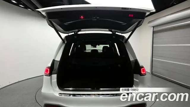 Mercedes-Benz GLS-Class 2022 — фото 20