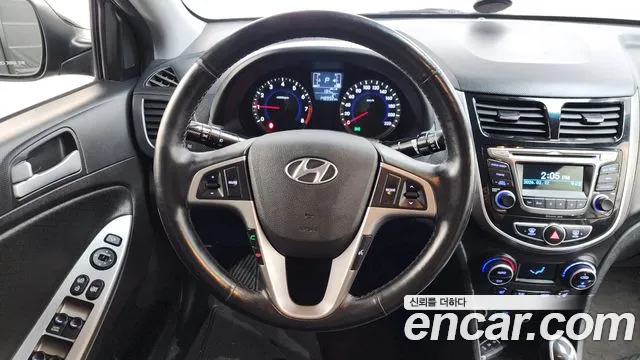 Hyundai Accent 2017 — фото 13