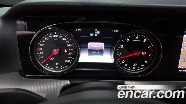 Mercedes-Benz E-Class 2018 — фото 8