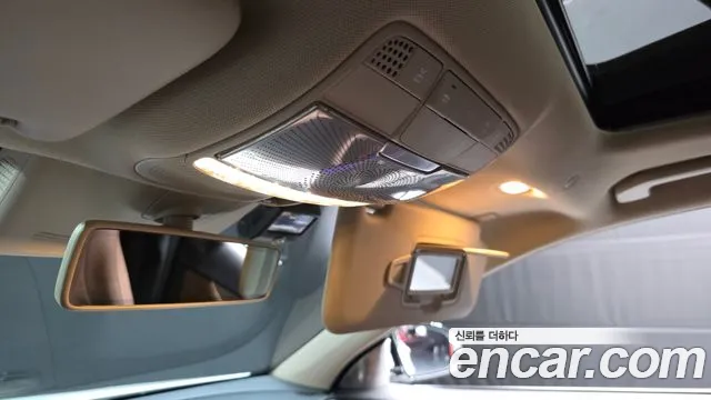 Mercedes-Benz E-Class 2018 — фото 17