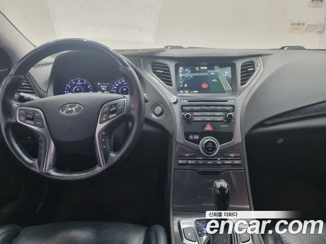 Hyundai Grandeur 2015 — фото 8