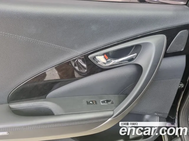 Hyundai Grandeur 2015 — фото 19