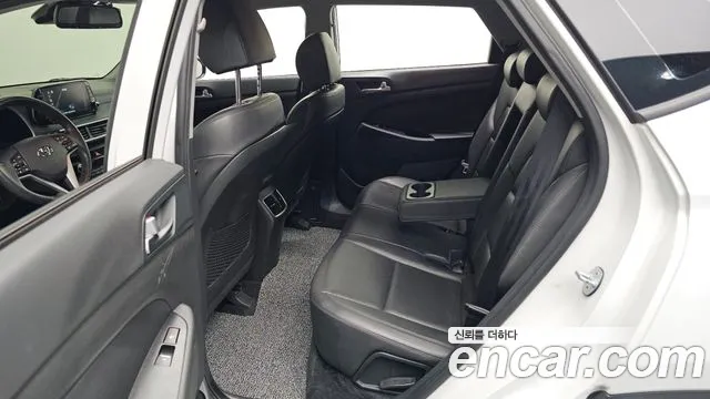 Hyundai Tucson 2019 — фото 11