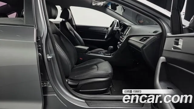 Hyundai Sonata 2018 — фото 10