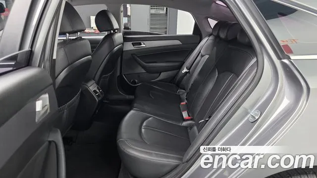 Hyundai Sonata 2018 — фото 13