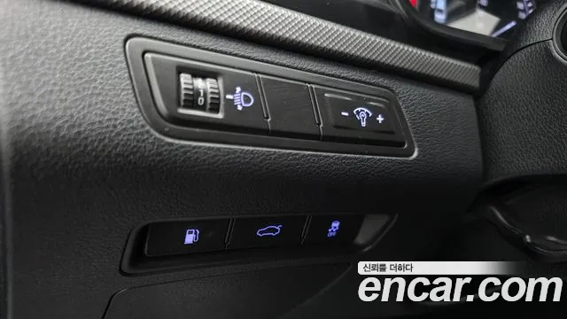 Hyundai Sonata 2018 — фото 18