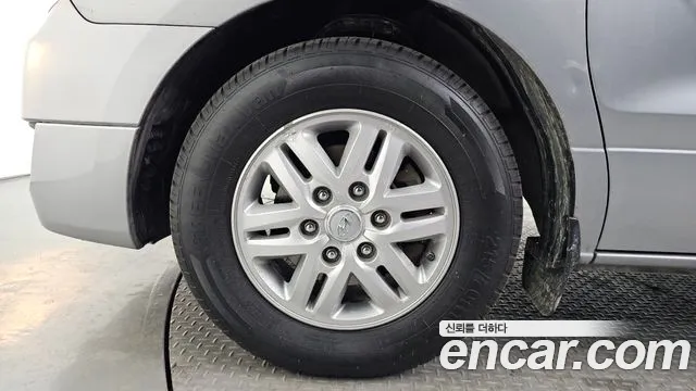 Hyundai Starex 2017 — фото 5