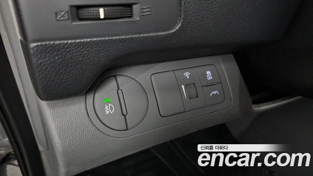 Hyundai Starex 2017 — фото 14