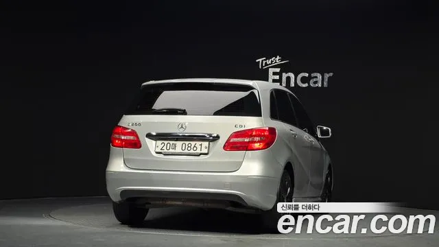Mercedes-Benz B-Class 2013 — фото 4