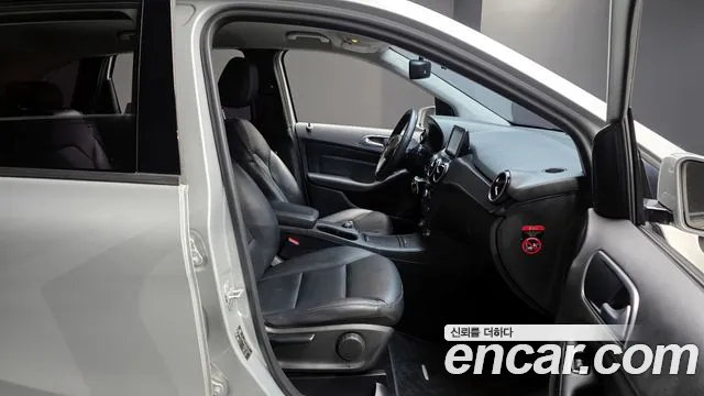 Mercedes-Benz B-Class 2013 — фото 10