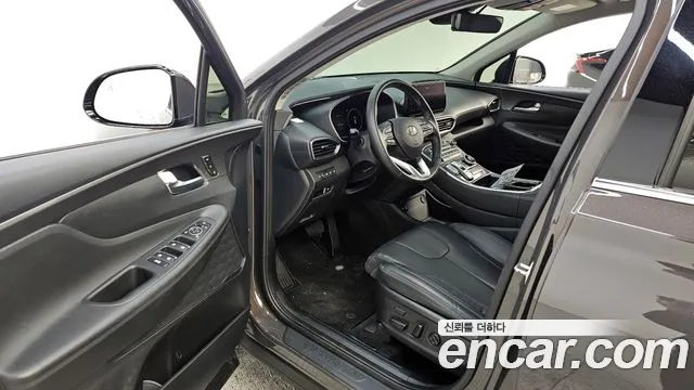 Hyundai Santafe 2023 — фото 10