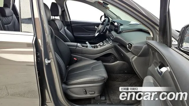 Hyundai Santafe 2023 — фото 11