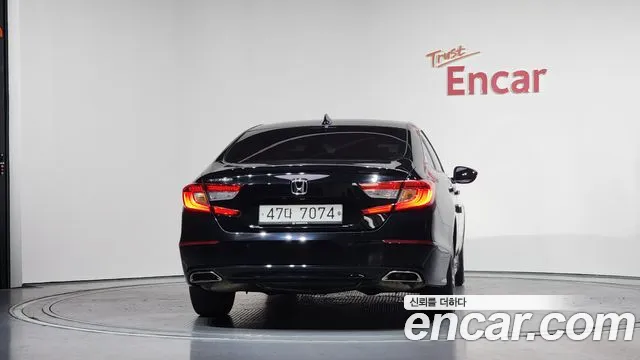 Honda Accord 2018 — фото 4