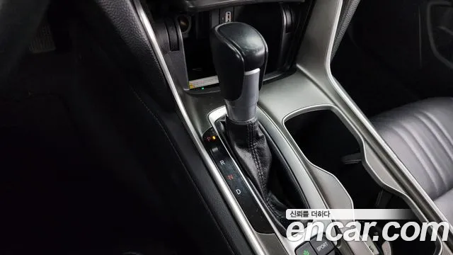 Honda Accord 2018 — фото 9