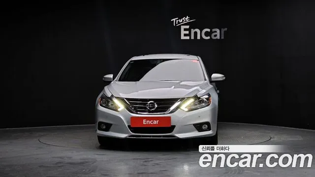 Nissan Altima 2017 — фото 3