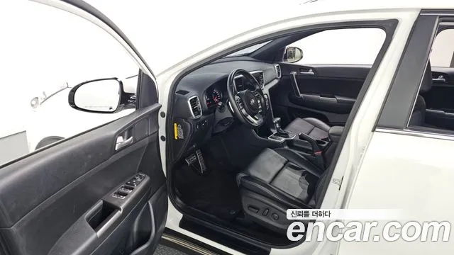 Kia Sportage 2019 — фото 10