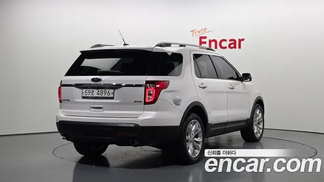 Ford Explorer 2015 — фото 2