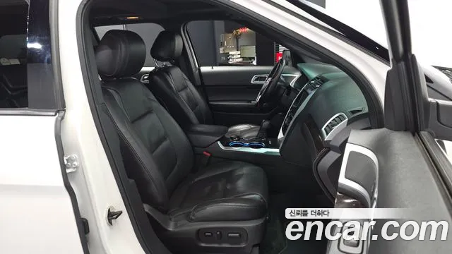 Ford Explorer 2015 — фото 11