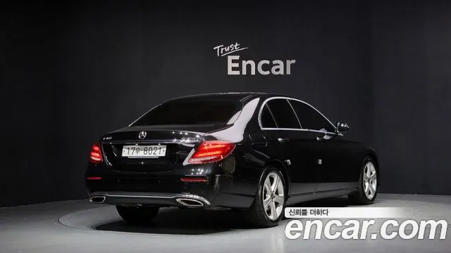 Mercedes-Benz E-Class 2018 — фото 2