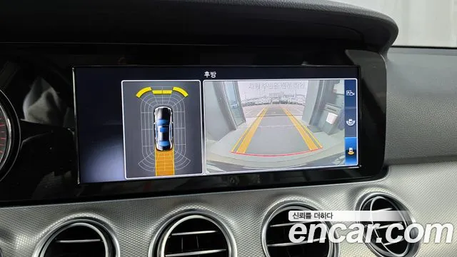 Mercedes-Benz E-Class 2018 — фото 15