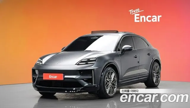 Porsche Macan 2025 — фото 20