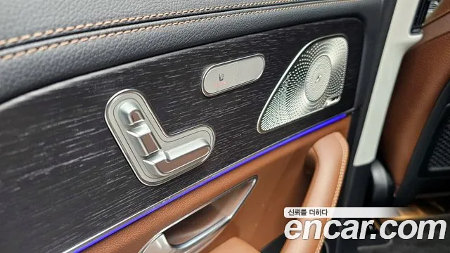 Mercedes-Benz GLE-Class 2024 — фото 17