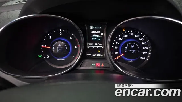 Hyundai Santafe 2015 — фото 8