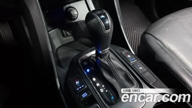 Hyundai Santafe 2015 — фото 9