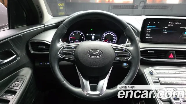 Hyundai Santafe 2022 — фото 13