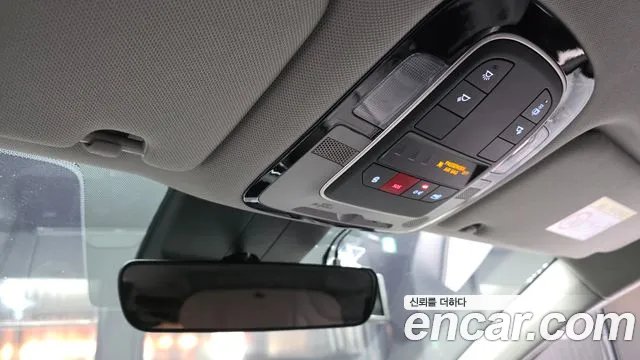 Hyundai Santafe 2022 — фото 17