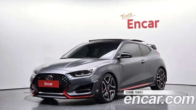 Hyundai Veloster 2023 — фото 1